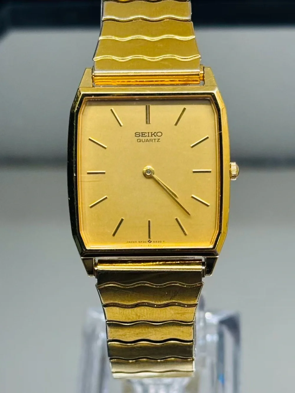 Vintage Seiko Quartz Rectangular Dress Men Watch 5930-5420 New Battery Runs